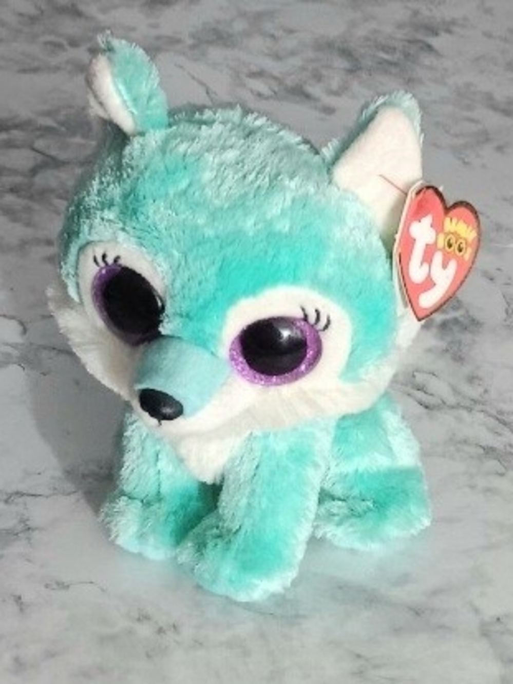 Adorable Ty Beanie Boo “Jade” Wolf, a Great Wolf Lodge exclusive, in NWT